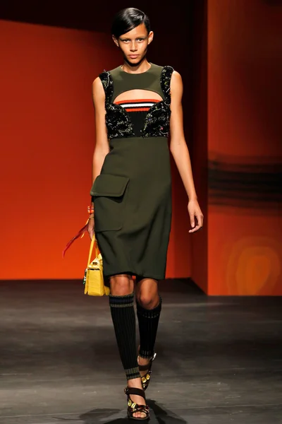Look 26